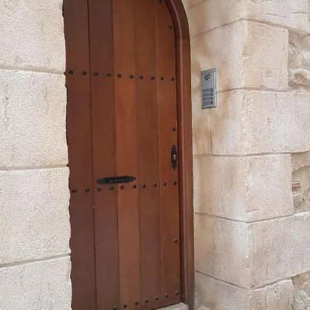 Apartamento Historico Siglo Xiv Con Vistas Al Rio Y Parking En Apartment Valderrobres